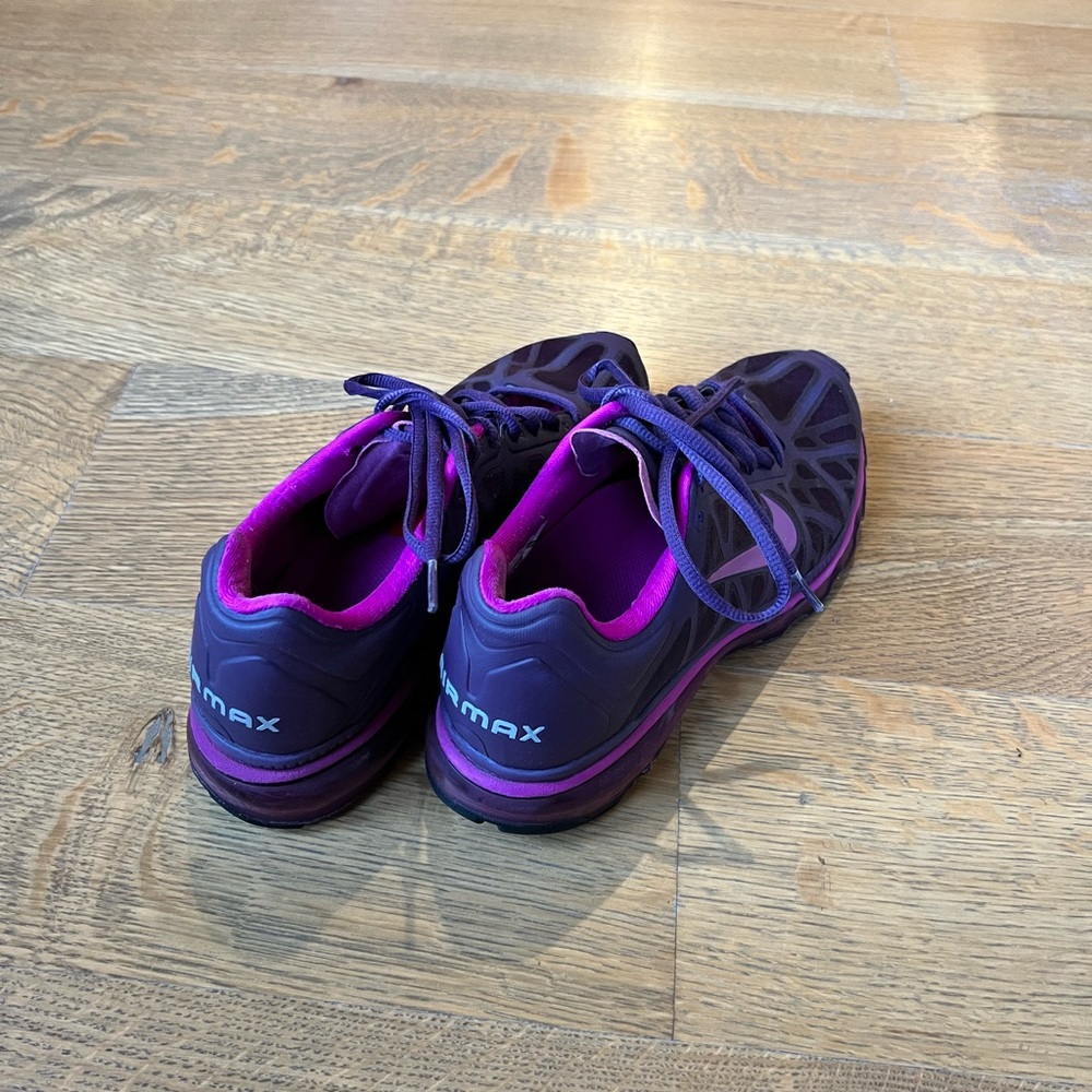 Purple Nike Air Max Running Shoes!